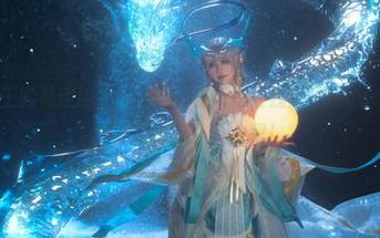 露儿大魔王的礼服照，每一张都恨不得让我自己玩cos，一个角色不够好想来几个吧！